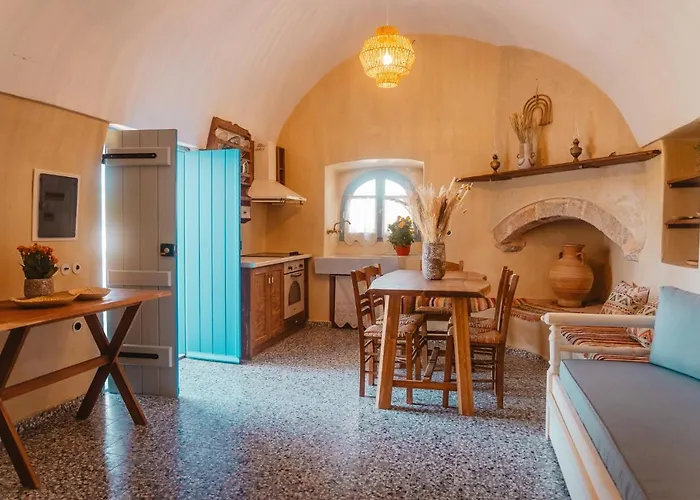 Kythera Secrets Apartment