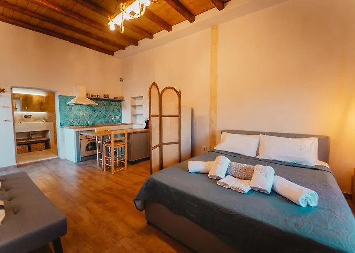 Apartment Kythera Secrets *