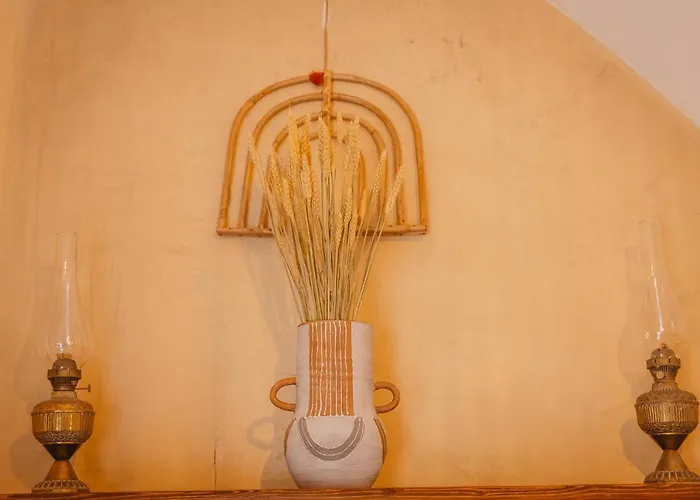 Kythera Secrets * Viaradika